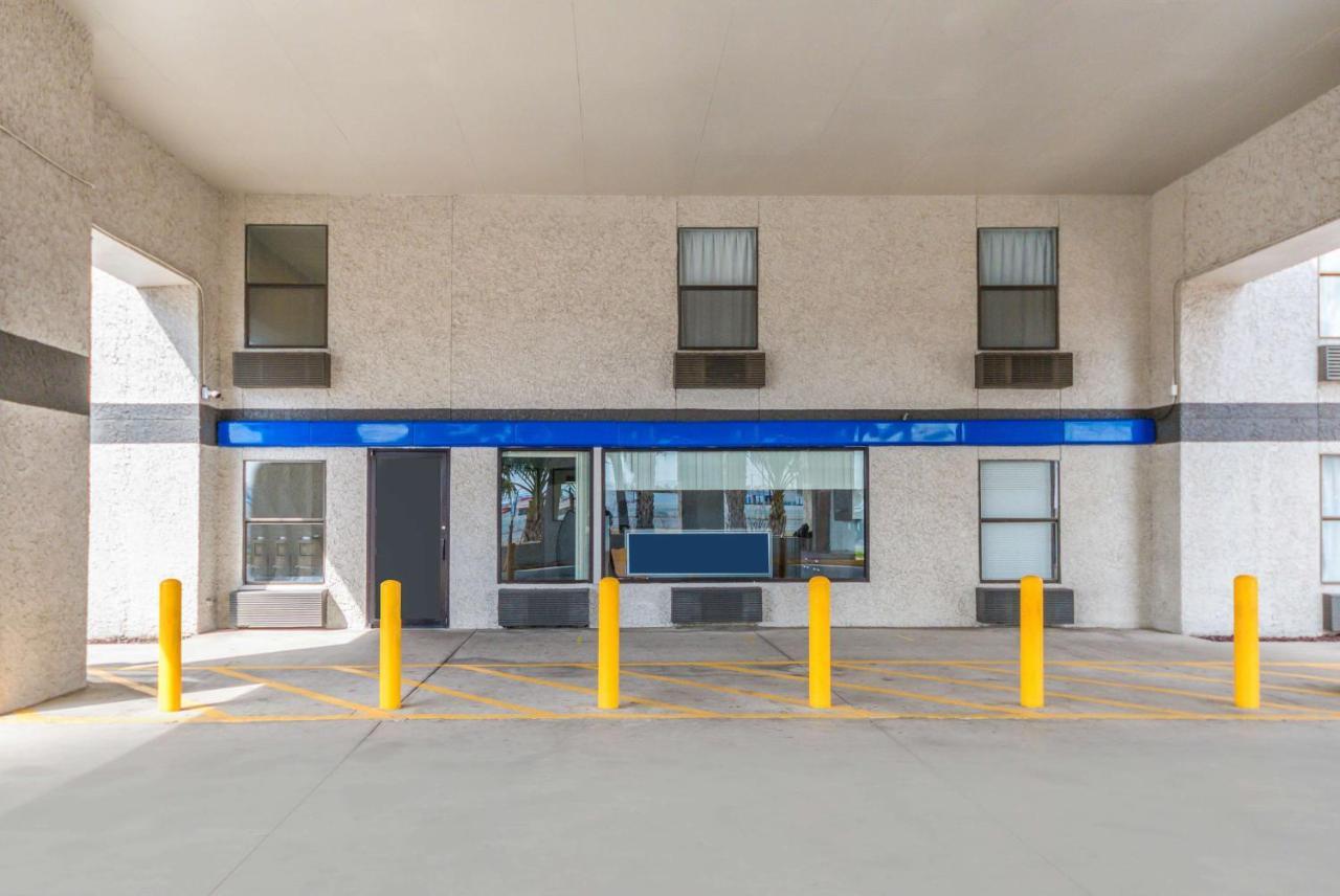 Motel 6-Laredo, Tx - North I-35 Exterior foto