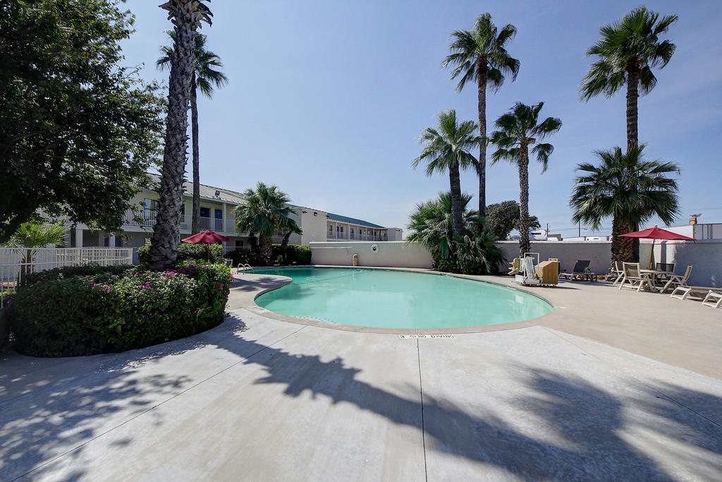 Motel 6-Laredo, Tx - North I-35 Exterior foto